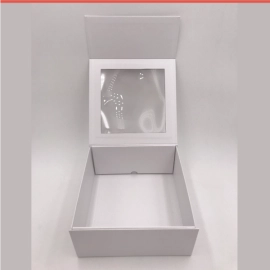 Customized Magnetic boxes CLEARBOX with window
