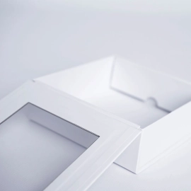 Customized Magnetic boxes CLEARBOX with window