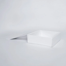 Customized Magnetic boxes CLEARBOX with window