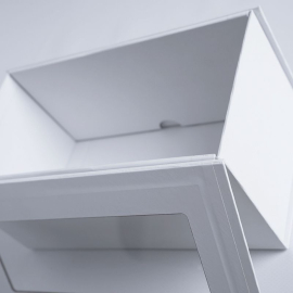Customized Magnetic boxes CLEARBOX with window