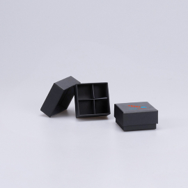 TWINPART | 6X6X2,9 CM | CAIXA RÍGIDA DE DUAS PEÇAS