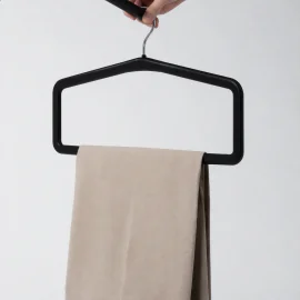 Rectangular Closed Frame Hanger| 46 x 2.4 cm | Black | CUR46PP - Ho...